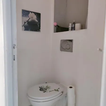 شقة Spacieux 3 Et Balcon *